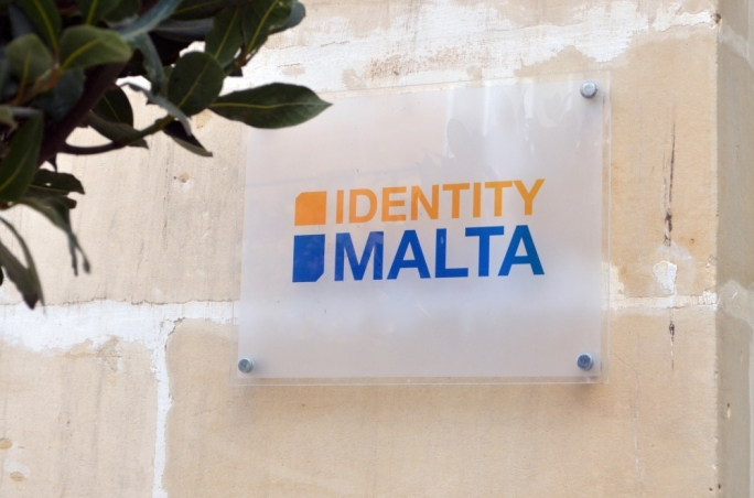 Avrupa Komisyonu: Kalıcı oturum başvurularında Maltaca yeterlilik şartı eşitlik ilkesine aykırı