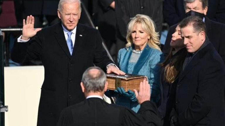 ABD’nin yeni başkanı Joe Biden resmi olarak görevine başladı