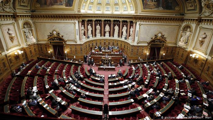 Fransa’da “Ayrılıkçı İslam ile Mücadele Yasası” mecliste onaylandı