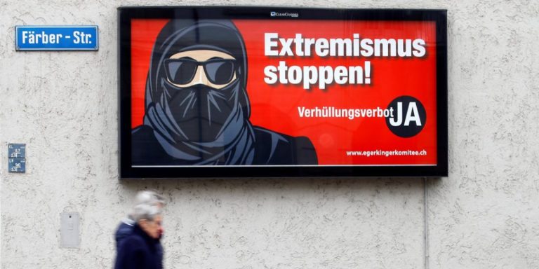 İsviçre, peçe ve burkayı yasaklamak için oylama yapıyor