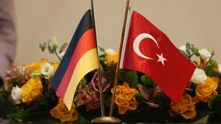 Almanya’dan Türkiye’ye turizm için güvenli koridor oluşturulacak mı?