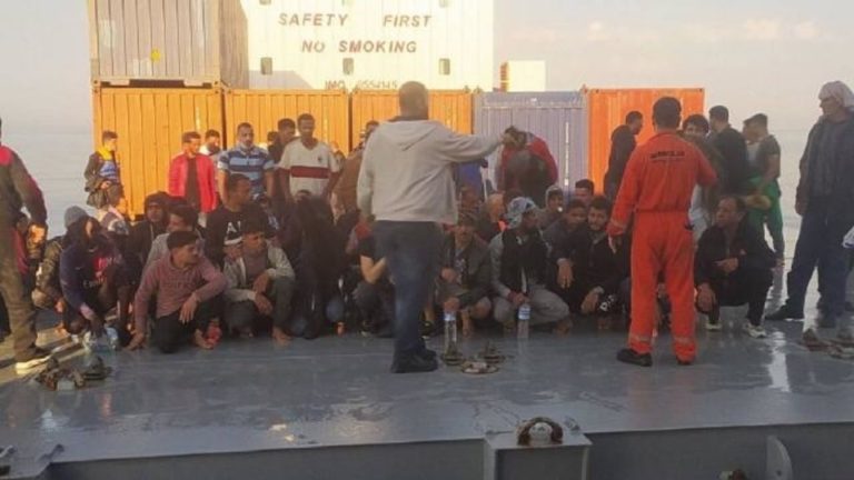 Türk ticaret gemisinin kurtardığı düzensiz göçmenlere Malta kapılarını açtı