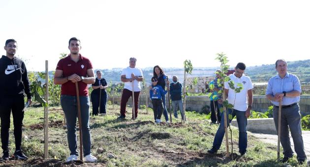 Toplanan 750 ton atık karşılığında 1.500 ağaç dikilecek