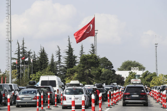 Bulgaristan Türkiye dahil 10 ülkeyi kırmızı listeye aldı