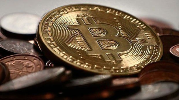 Bitcoin 10 ay sonra yeniden 30 bin Doları aştı!