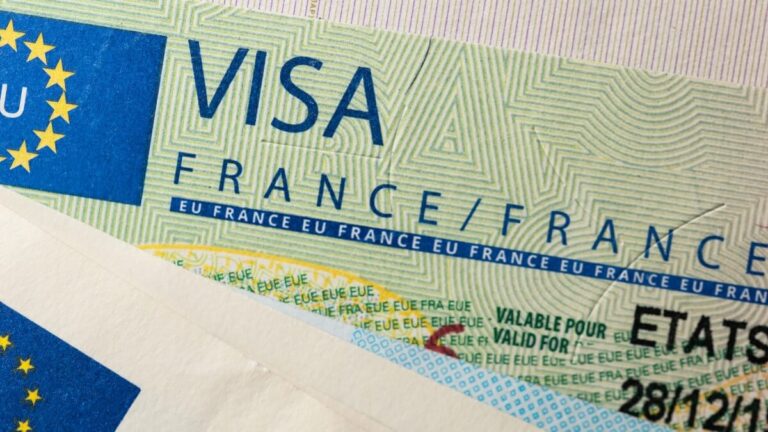 6 kez reddedildikten sonra Schengen vizesini aldı