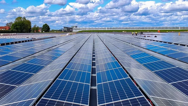 Rüzgar ve Güneş Enerjisi, 2030’da Dünya Elektriğinin Üçte Birini Sağlayacak!
