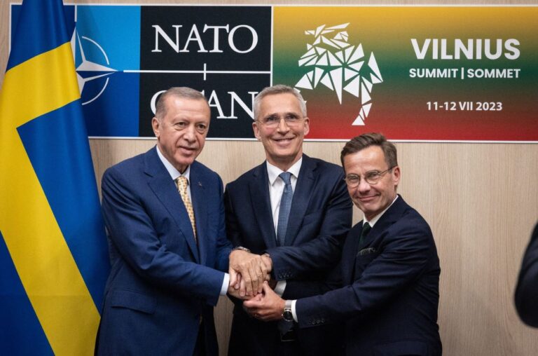 Türkiye-İsveç-NATO Görüşmesinde İsveç, Türkiye’nin AB Üyeliği Sürecine Destek Vereceğini Bildirdi
