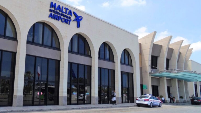 Malta, AB Ülkeleri İçinde Uçuş Rötarlarıyla Öne Çıkıyor