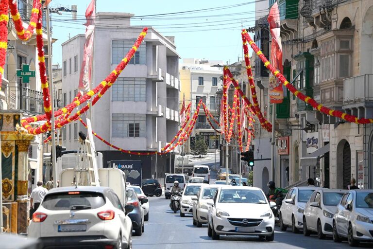 Birkirkara’nın Valley Road’u Festa Haftası Boyunca Trafiğe Kapanıyor