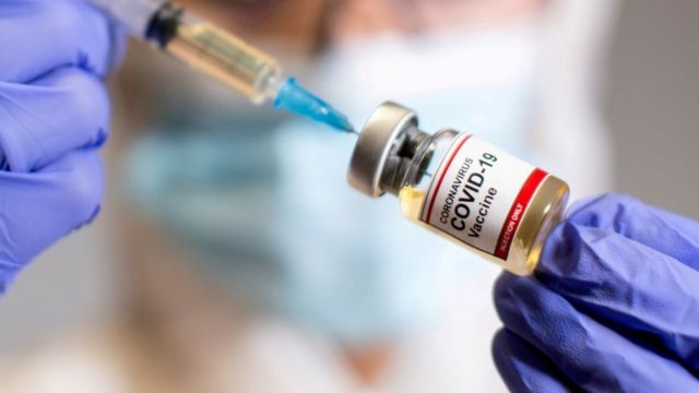 Sağlık Yetkilileri, Yeni Varyanta Karşı Aşı Takviyesini Halka Tavsiye Ediyor