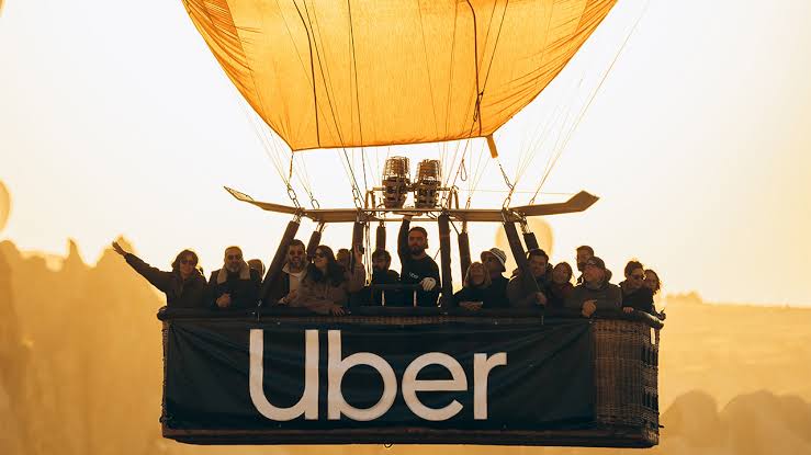 Uber Balon ile Türkiye Cumhuriyeti’nin 100. Yılına Özel Yolculuk