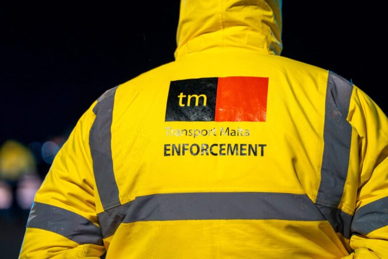 Transport Malta Görevlisi Görev Başında Saldırıya Uğradı, Bakan Olayı Kınadı