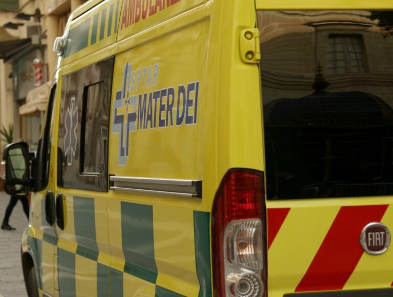 Mtarfa’da Kaza: Bir Motorcu Ağır Yaralandı