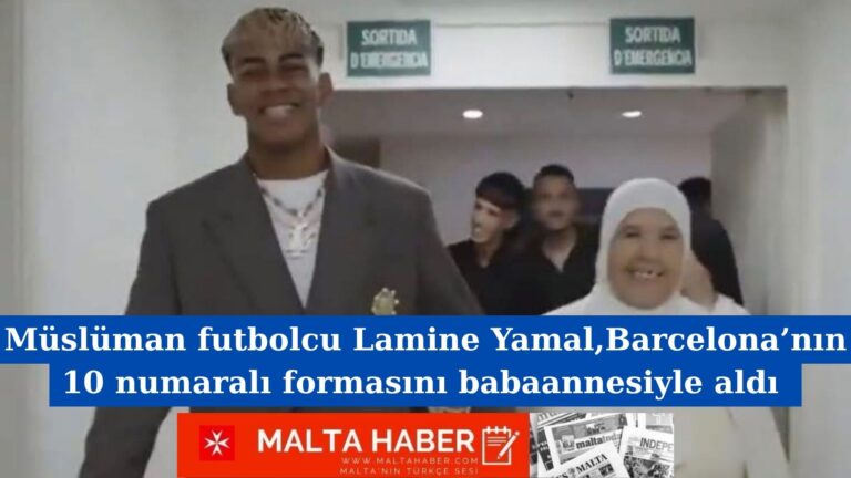 Müslüman futbolcu Lamine Yamal,Barcelona’nın 10 numaralı formasını babaannesiyle birlikte aldı