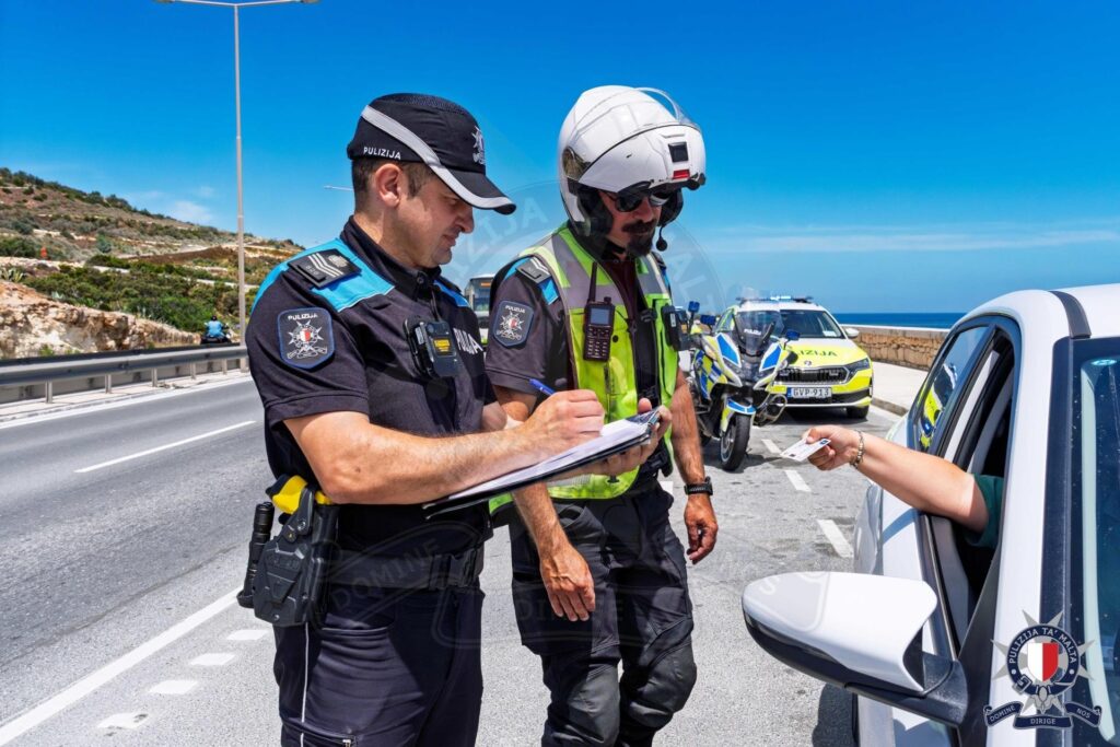 Malta polisi yaz boyunca 16 binden fazla aracı denetledi